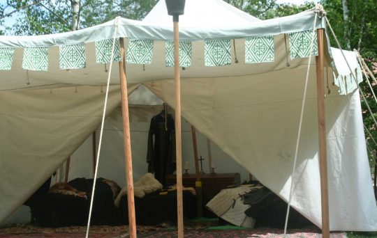 Mittelalterliches Zelt beim Harzer Rittermahl